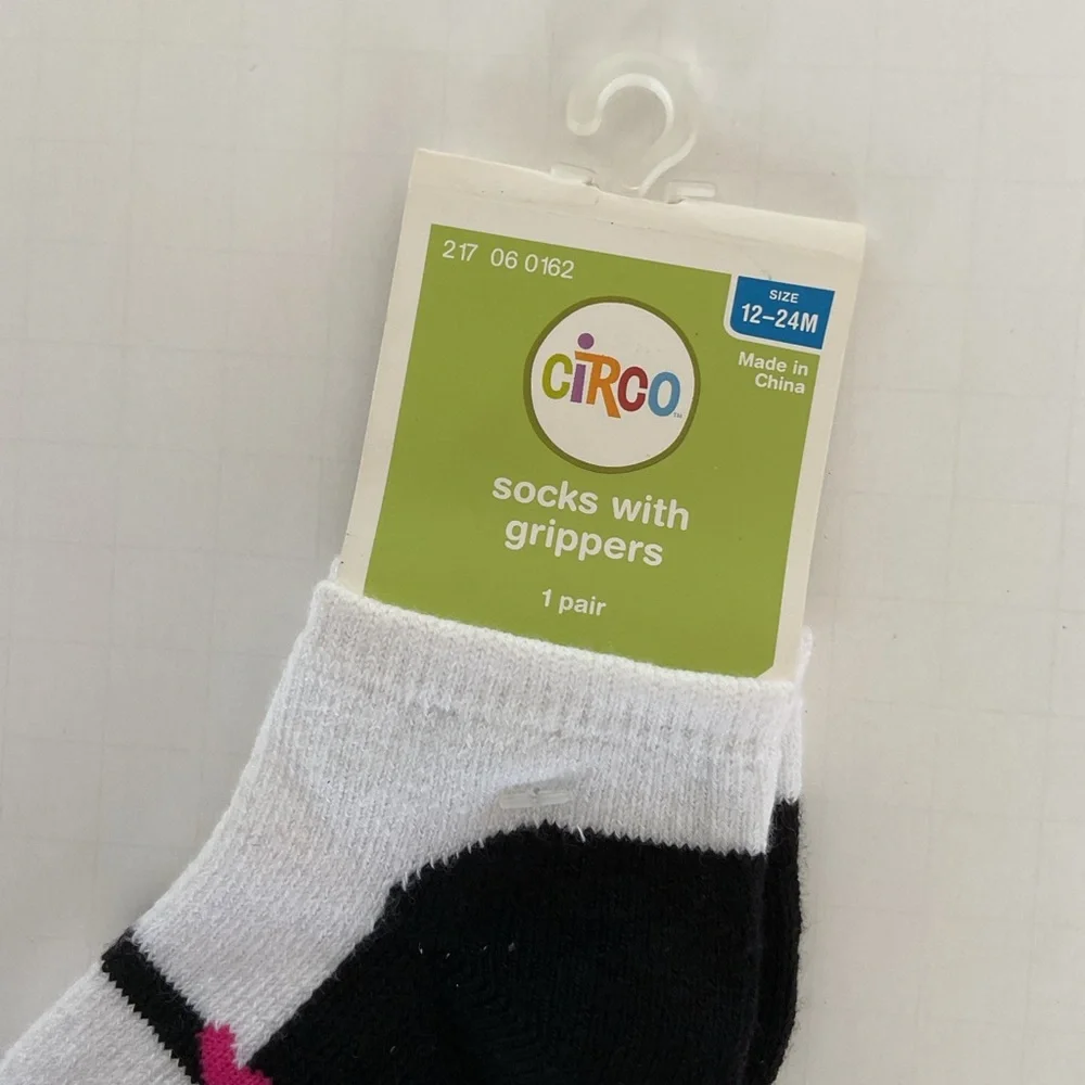 Circo Little girl SOCKS NWT 12-24 months